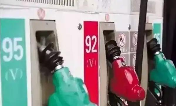 奥迪A6L加92还是95号汽油，92号汽油和95号汽油的区别