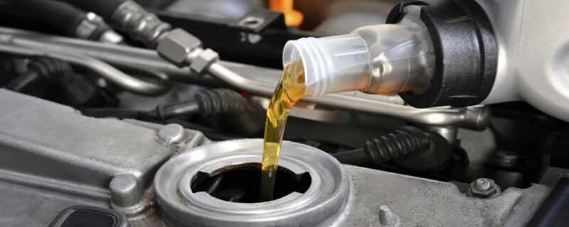 汽车机油多少公里换一次？影响机油衰减速度的因素