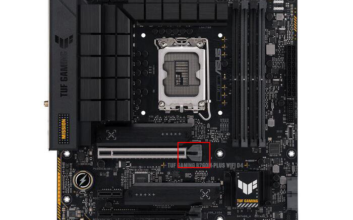 显卡拔不出来一头卡住了怎么办？显卡无法拆下来的原因及方法