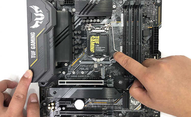 台式电脑CPU如何安装到主板上？intel和AMD CPU安装图解步骤教程