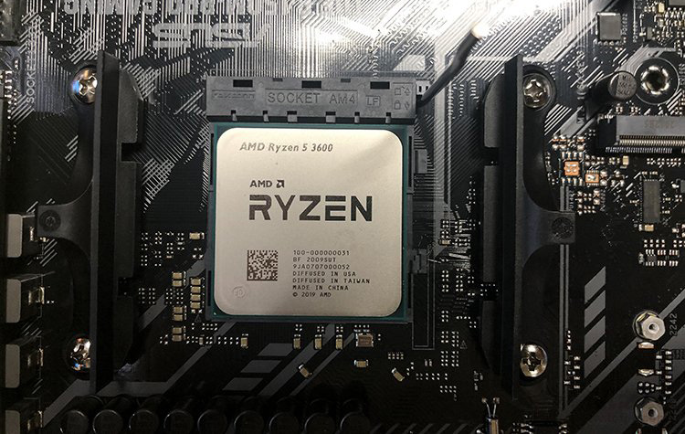 台式机CPU如何安装到主板上？intel和AMD CPU安装图解步骤教程