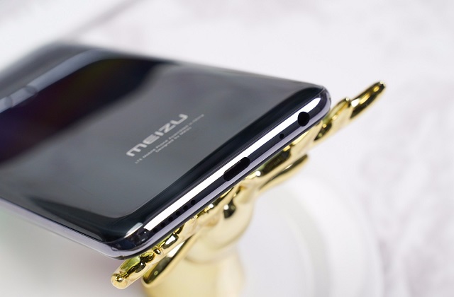 圆润玻璃机身 魅族Note9真机图赏