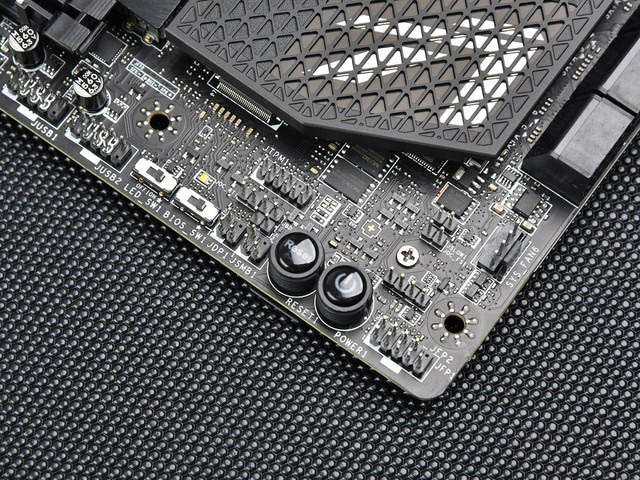 微星MPG Z590 ACE主板评测，微星MPG Z590 ACE主板怎么样？