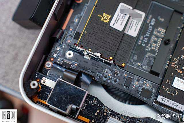 零刻GTi15 Ultra迷你主机拆解测评，重新定义迷你主机天花板