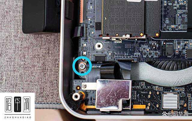 零刻GTi15 Ultra迷你主机拆解测评，重新定义迷你主机天花板