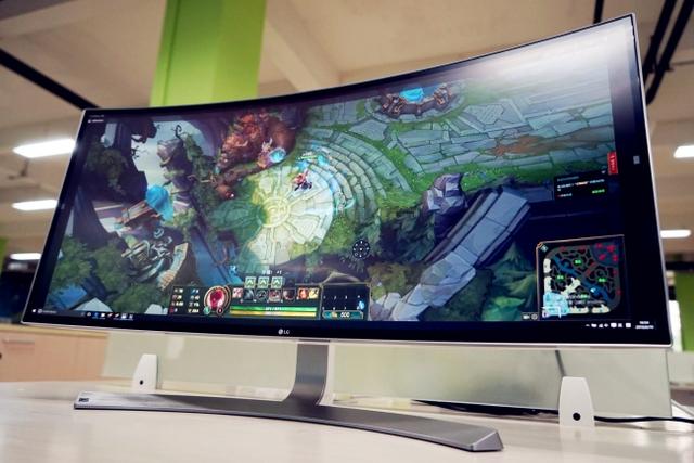 曲面屏显示器曲率越大越好吗？曲面显示器最佳曲率知识介绍