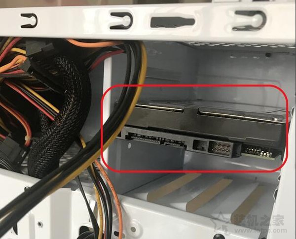 台式电脑加新/旧机械硬盘+分区教程