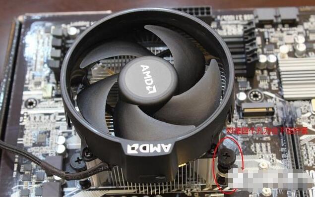 手把手教你组装电脑教程 小白DIY台式电脑装机指导全程图解