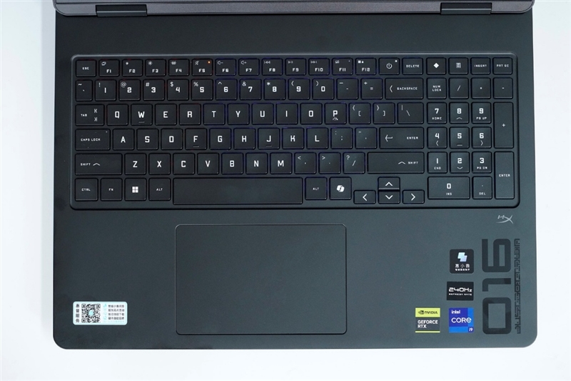 OMEN暗影精灵11游戏本评测：14代酷睿宝刀不老 配合RTX 50系显卡性价比凸显