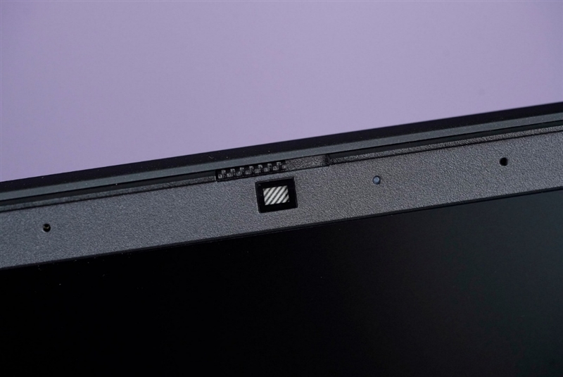 OMEN暗影精灵11游戏本评测：14代酷睿宝刀不老 配合RTX 50系显卡性价比凸显