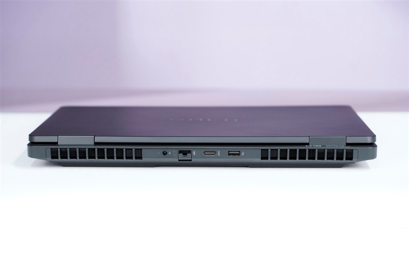 OMEN暗影精灵11游戏本评测：14代酷睿宝刀不老 配合RTX 50系显卡性价比凸显