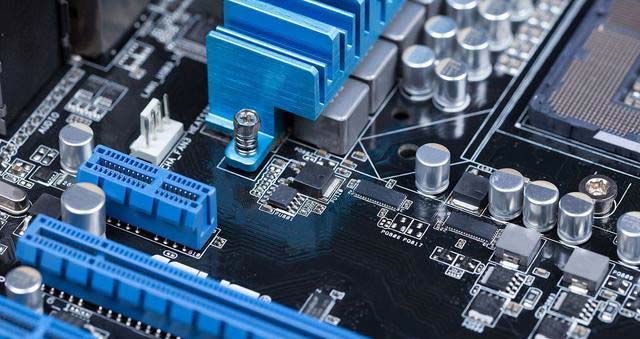 电脑开机神光同步的设置步骤和常见问题及解决方法