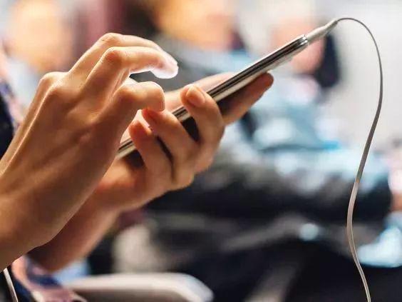 手机省电有妙招：4个很有效的手机省电方法