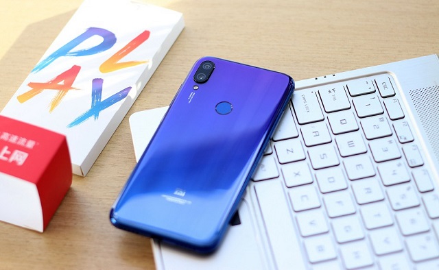 小米Play自带流量怎么回事?小米Play自带流量优缺点分析