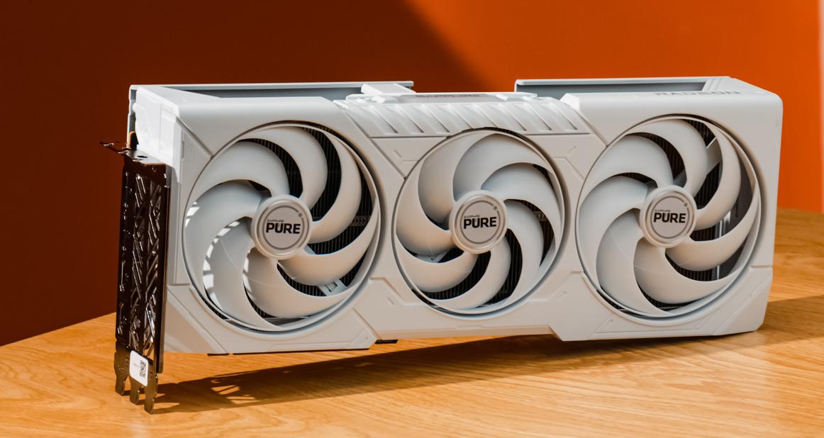 RX 9070 XT和RTX 5070 Ti显卡性能对比测试