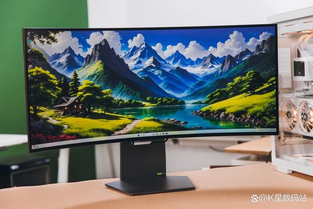 OLED带鱼屏显示器和便携激光投影仪选购推荐