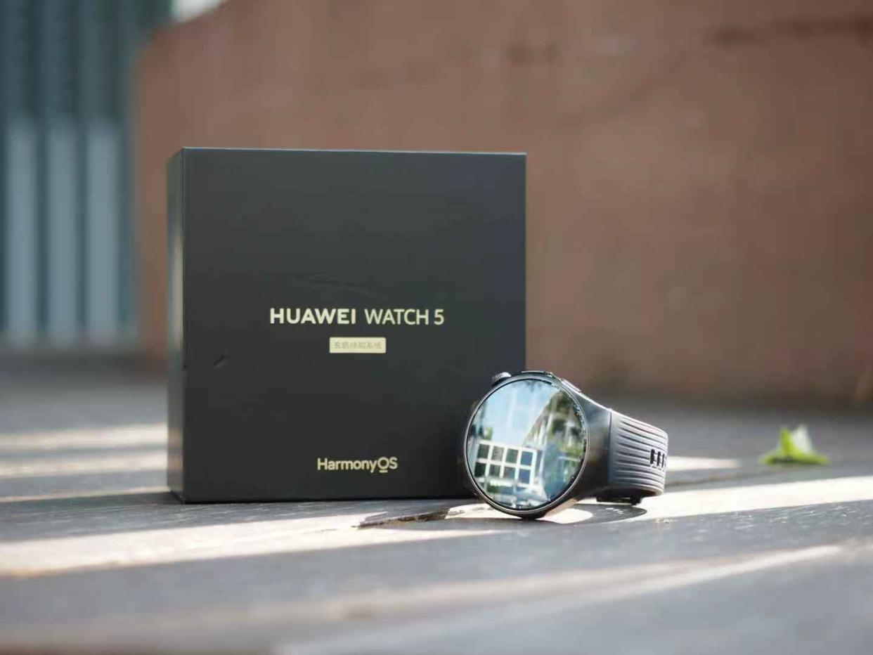 华为WATCH 5智能手表上手体验评测